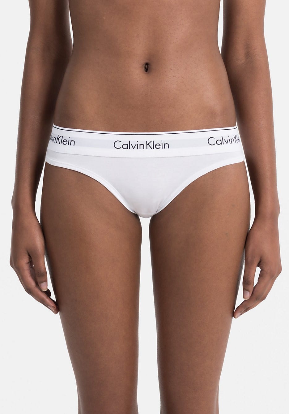 Calvin Klein bílá tanga s bílou širokou gumou Thong Strings