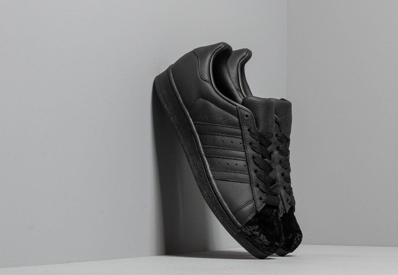 adidas Superstar W Core Black/ Core Black/ Core Black
