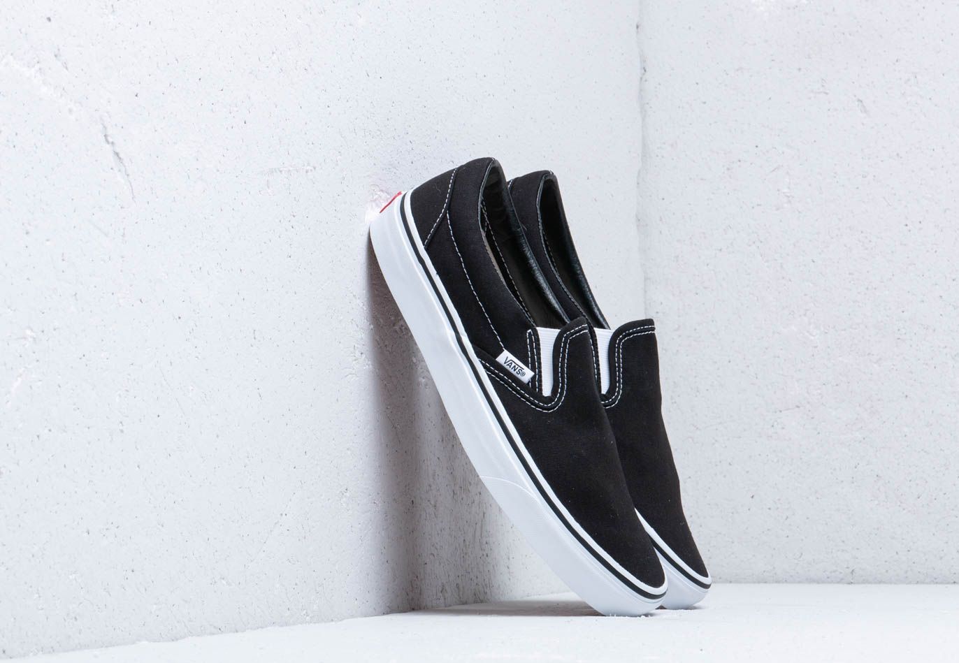 Vans Classic Slip-On Black
