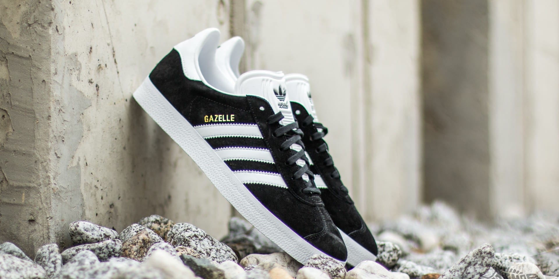 adidas Gazelle Core Black/ White/ Gold Metalic