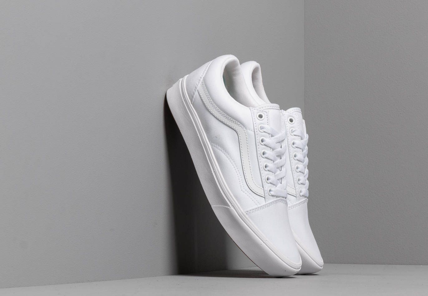 Vans ComfyCush Old Skool (Classic) True White/ True