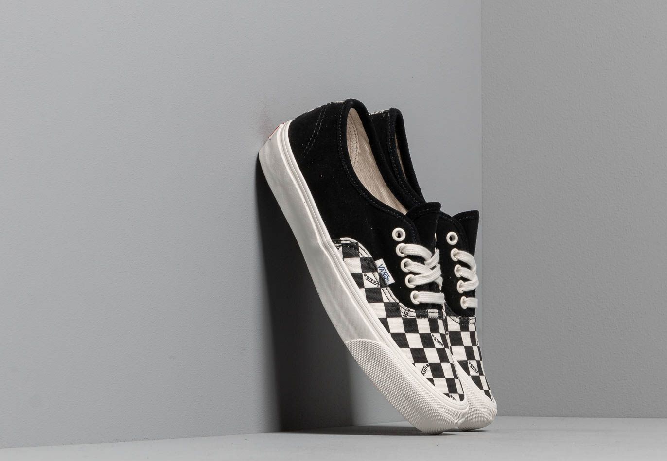 Vans OG Authentic LX (Suede/ Canvas) Black/ Checkerboard