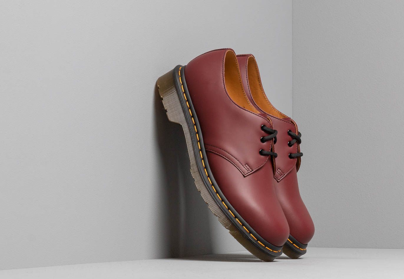 Dr. Martens 1461 Smooth Cherry Red