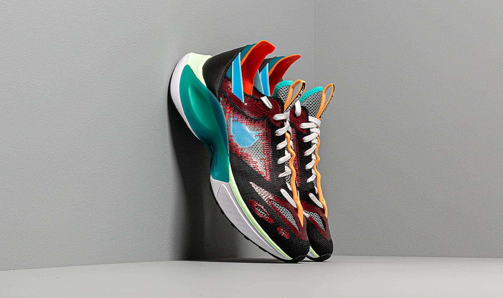 Nike N110 D/MS/X Black/ Blue Hero-Blue Gaze-University Red