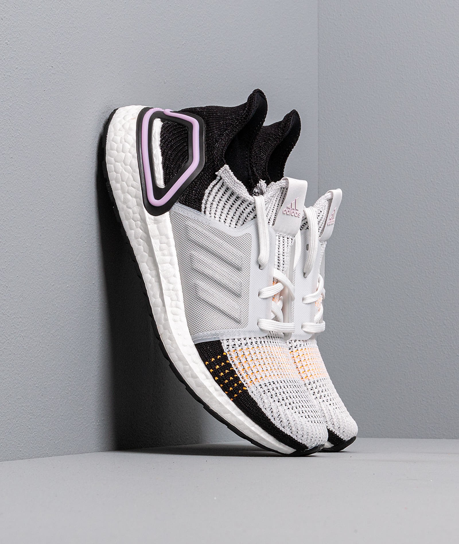 adidas UltraBOOST 19 w Crystal White/ Crystal White/ Core Black