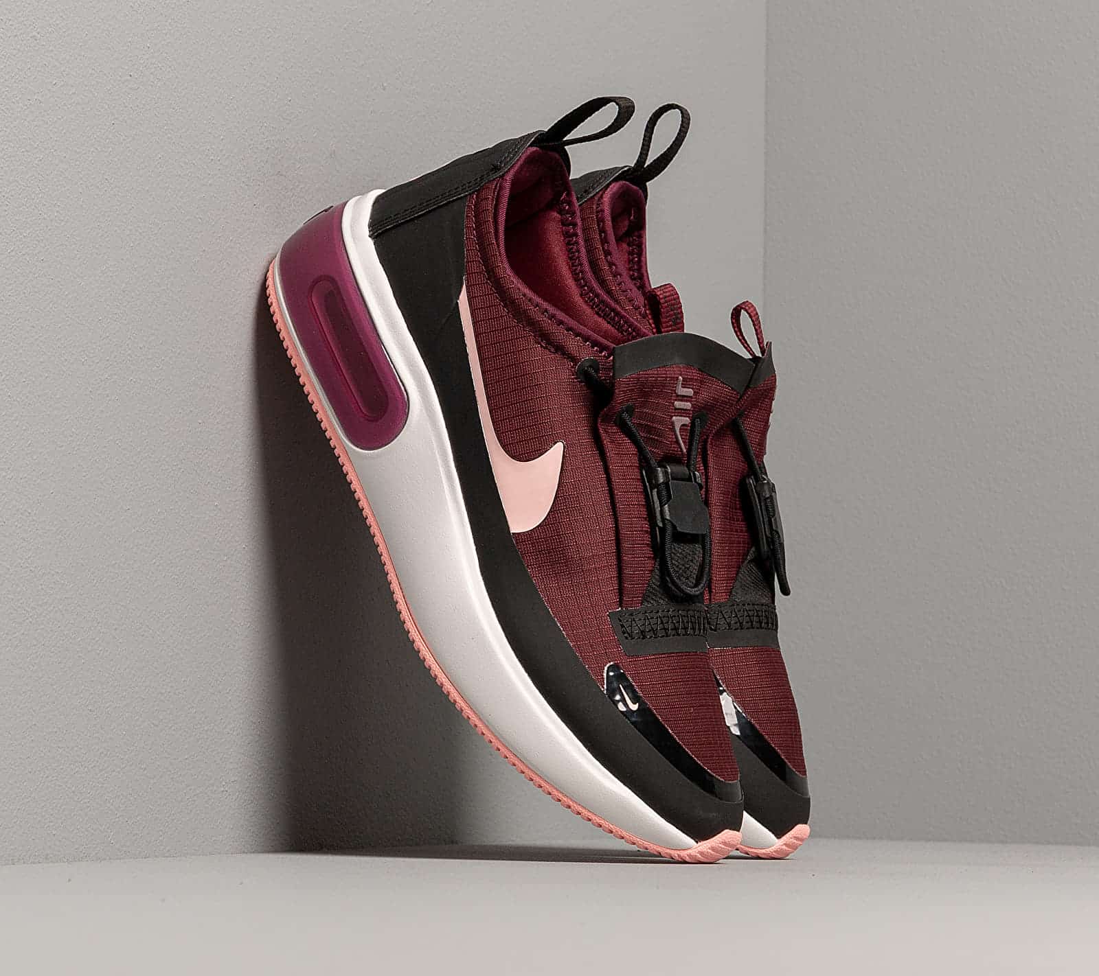 Nike W Air Max Dia Winter Night Maroon/ Bleached Coral-Black