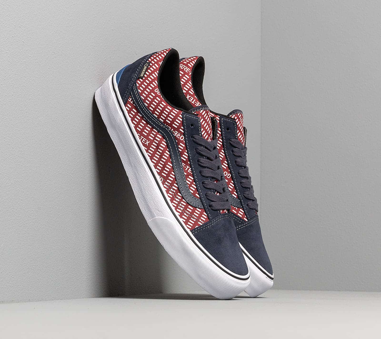 Vans Old Skool GORE-TEX Navy/ Burgundy