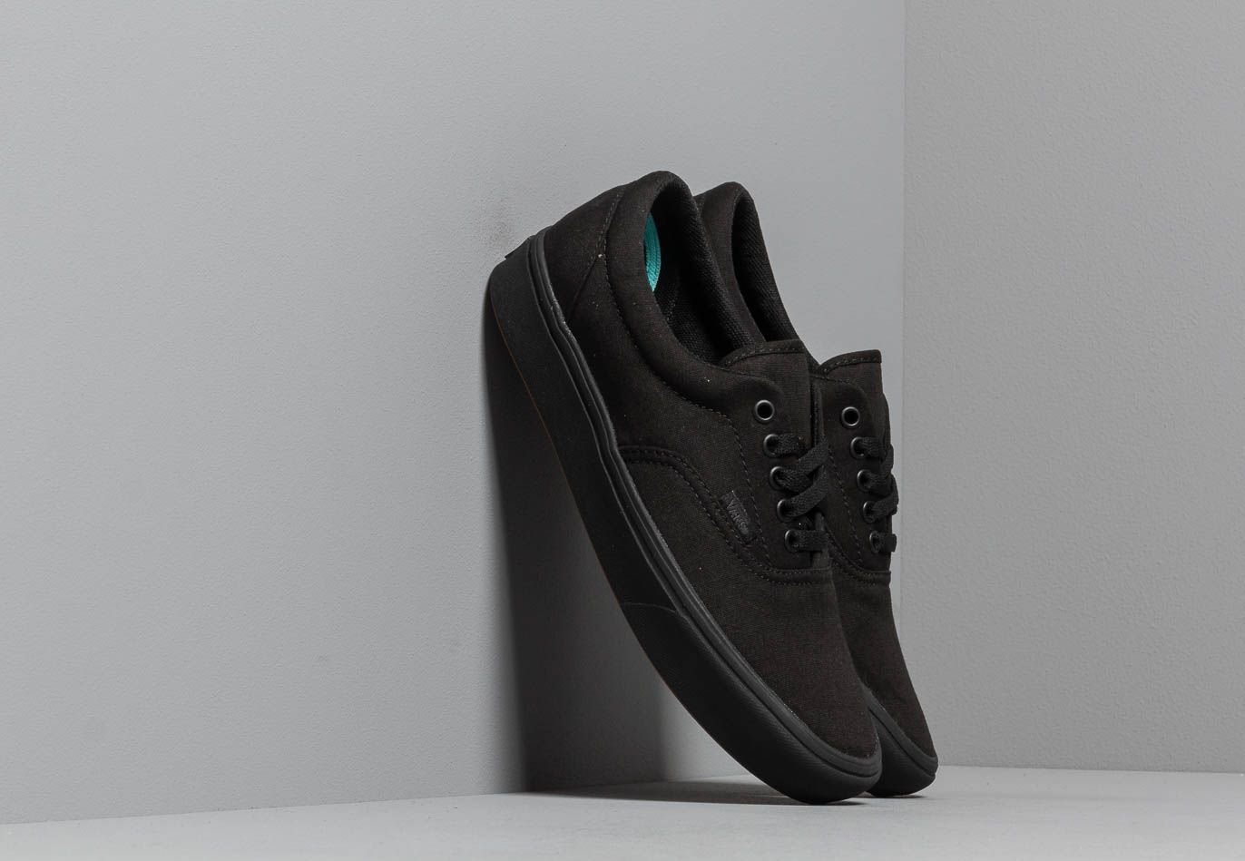 Vans ComfyCush Era (Classic) Black/ Black