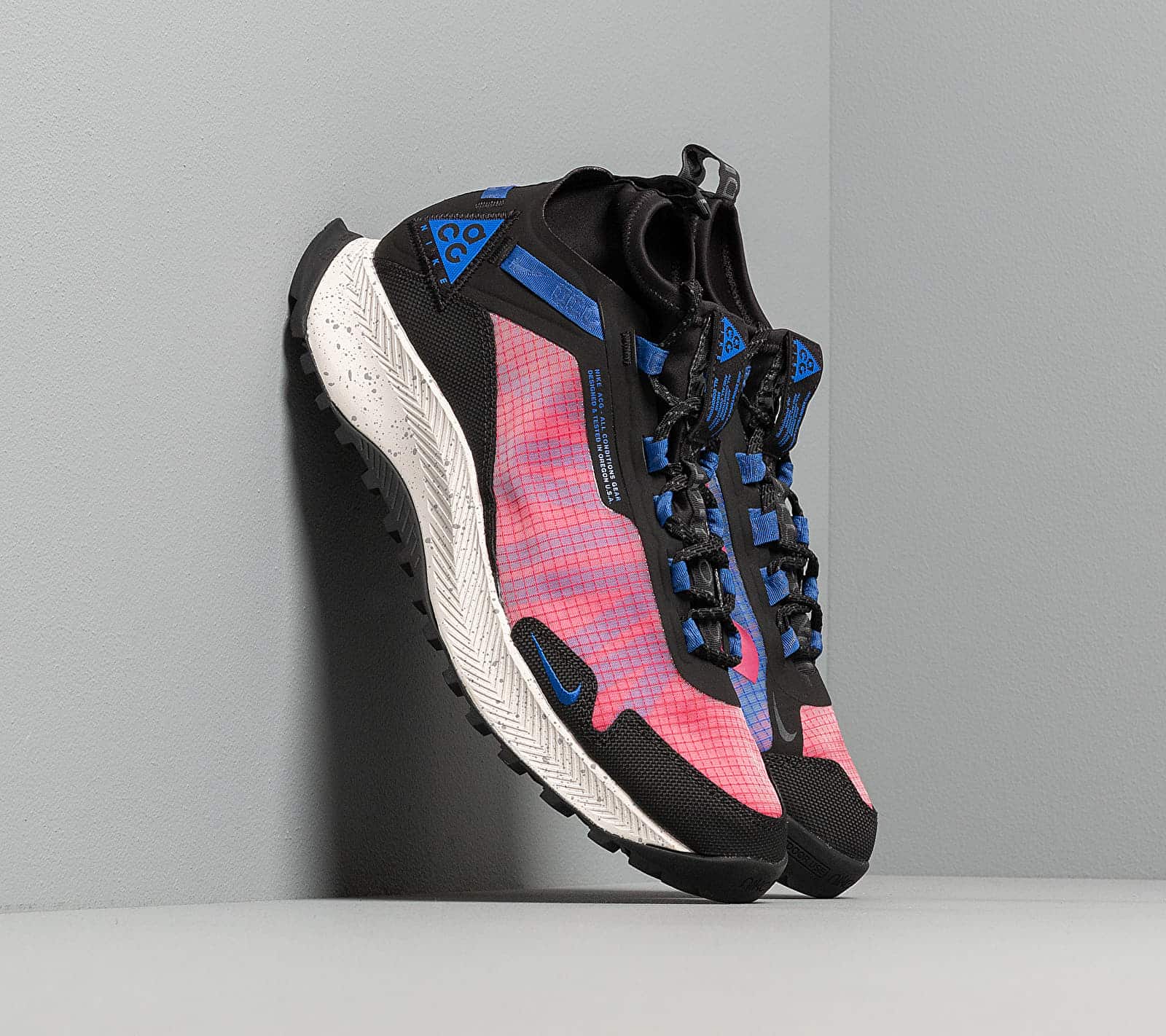 Nike ACG Zoom Terra Zaherra Rush Pink/ Racer Blue-Black