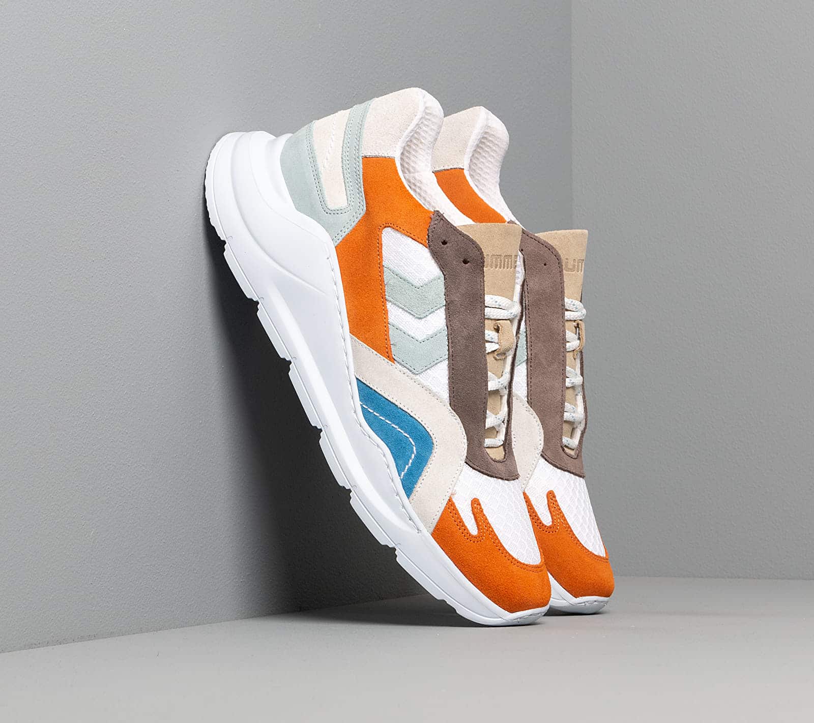 Hummel Eire Chase White/ Green 9.5