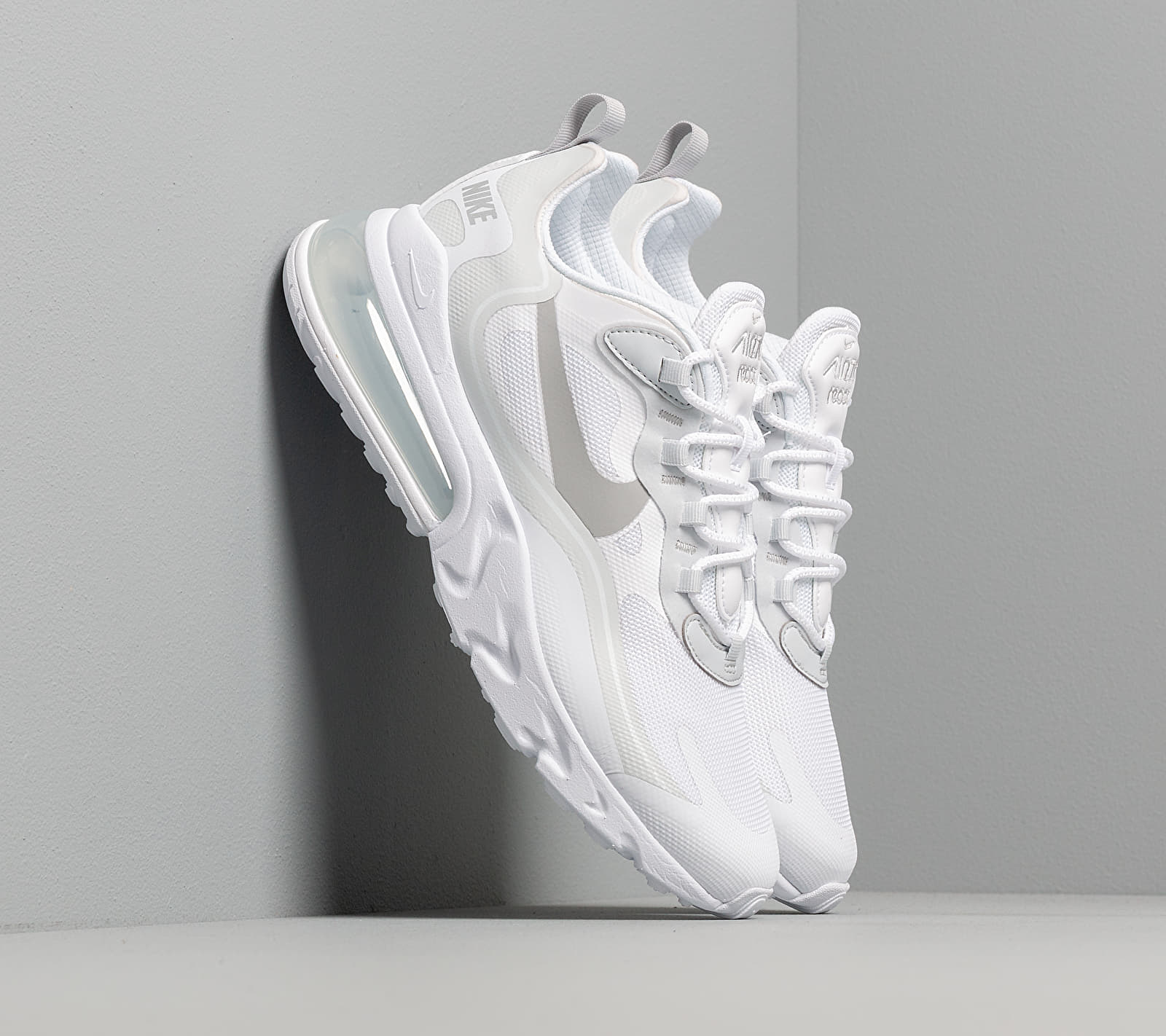 Nike Air Max 270 React White/ Lt Smoke Grey-Pure Platinum