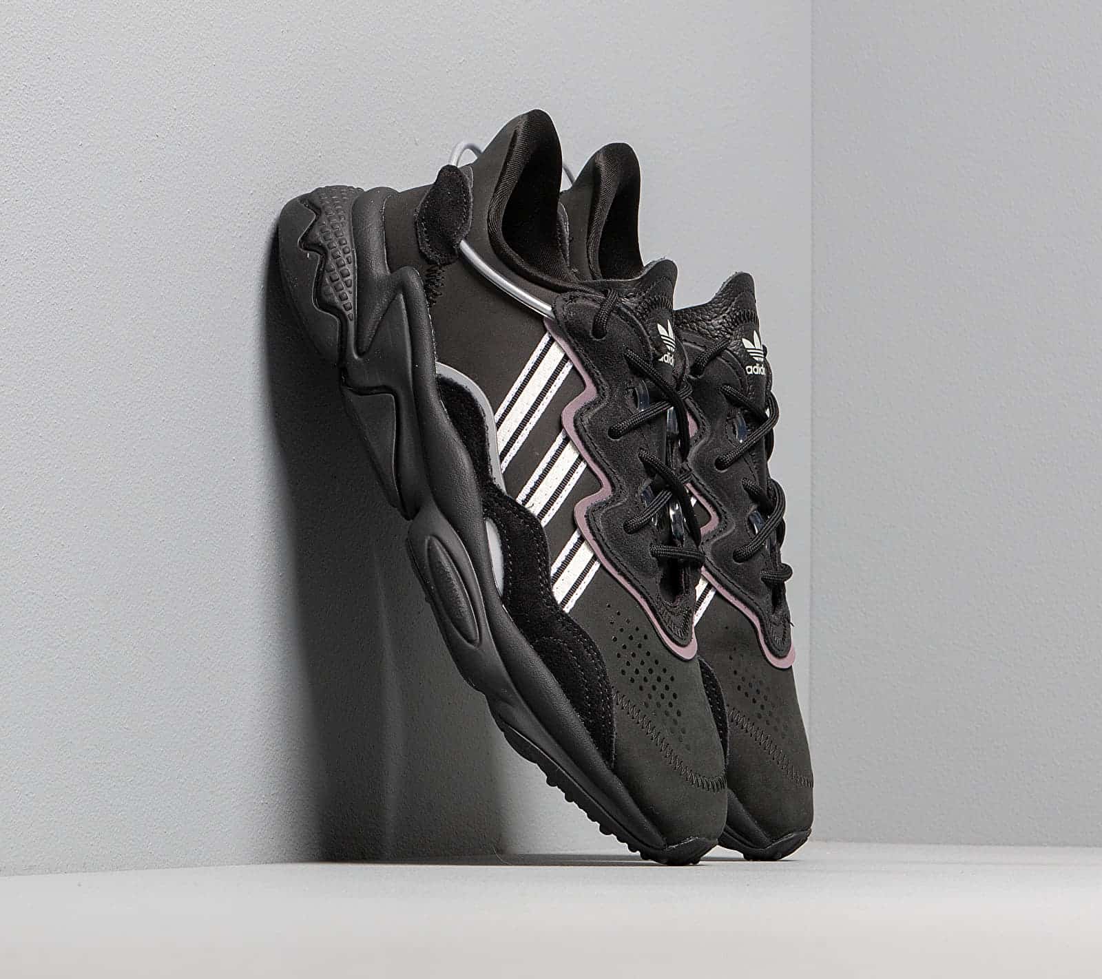 adidas Ozweego W Core Black/ Off White/ Legend Purple