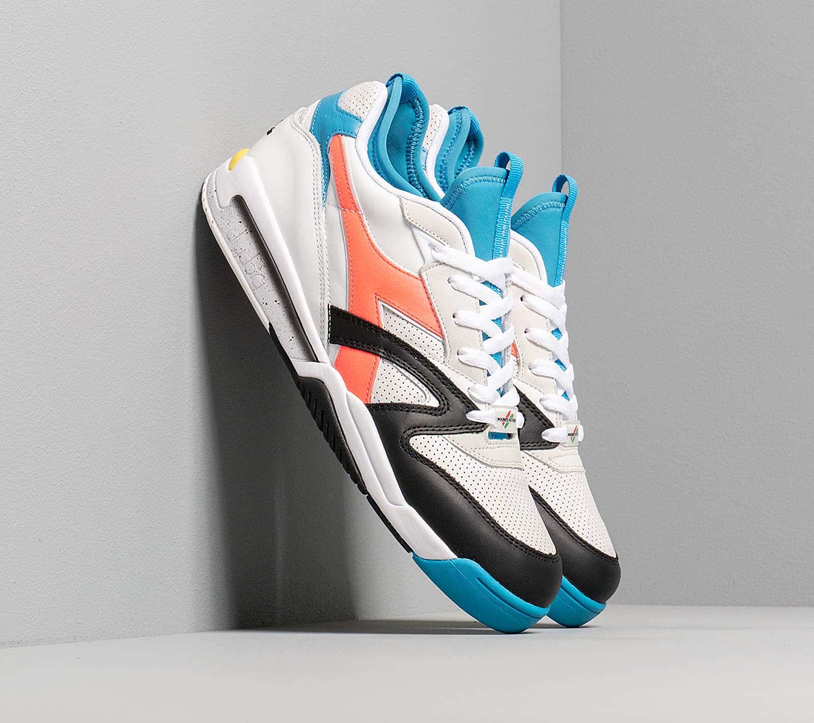 Diadora x Paura Duratech Elite White/ Vivid Blue