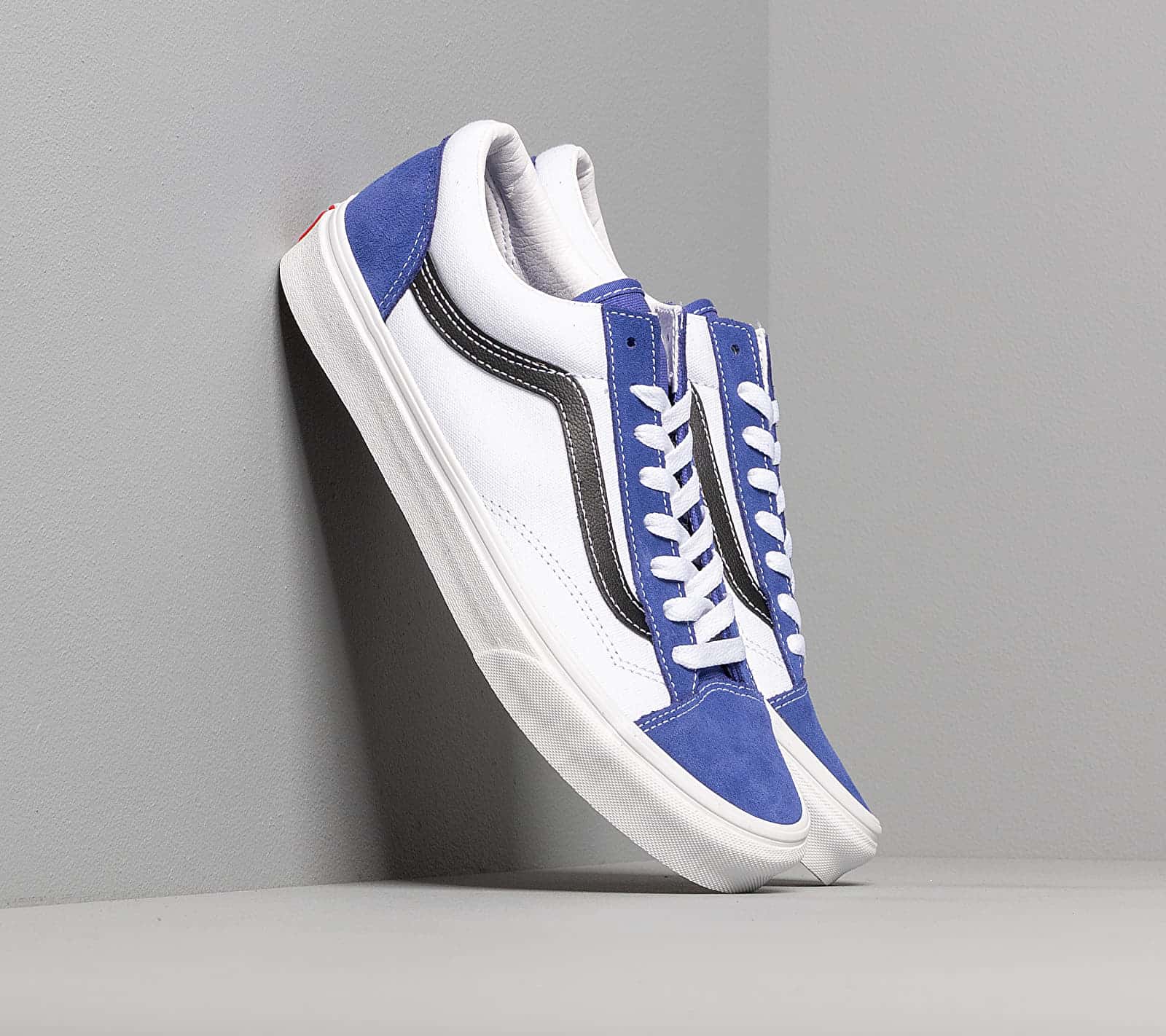 Vans Style 36 (Retro Sport) Royal Blue/ True White