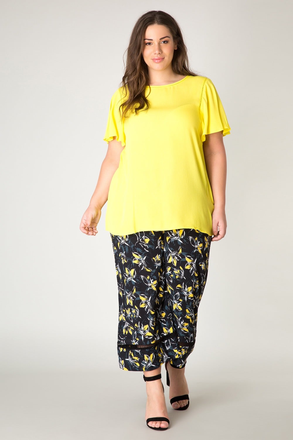 Yesta žlutý dámský top Jacey s průstřihy