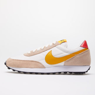 Nike W Daybreak Pale Ivory/ Pollen Rise-Shimmer-Track Red