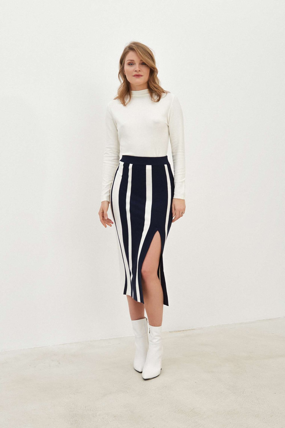 Pietro Filipi bílý dámský svetr