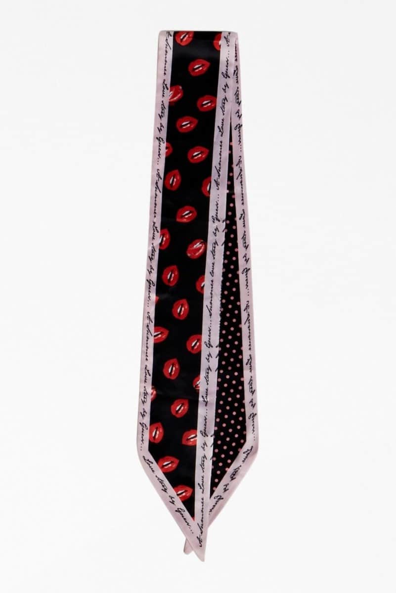 Guess černo-růžový šátek Print Satin