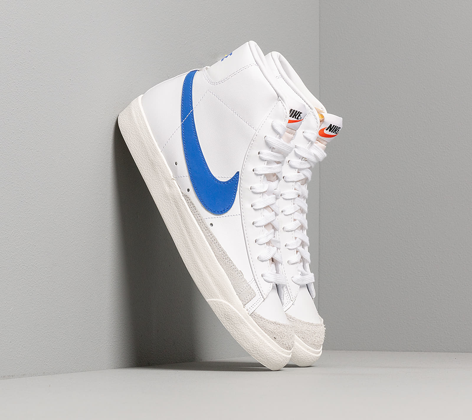 Nike Blazer Mid '77 Vintage White/ Racer Blue-Sail BQ6806-103