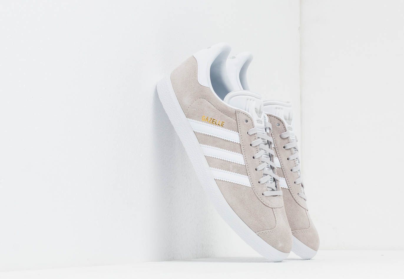 adidas Gazelle Grey One/ Ftw White/ Gold Mint F34053