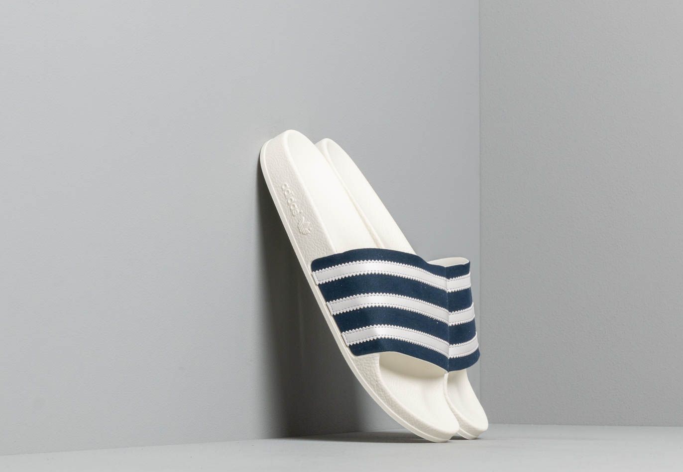 adidas Adilette Collegiate Navy/ Ftw White/ Off White CG6436