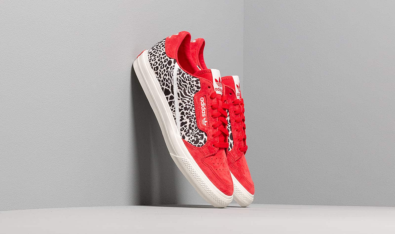 adidas Continental Vulc Scarlet/ Ftw White/ Off White EF3527