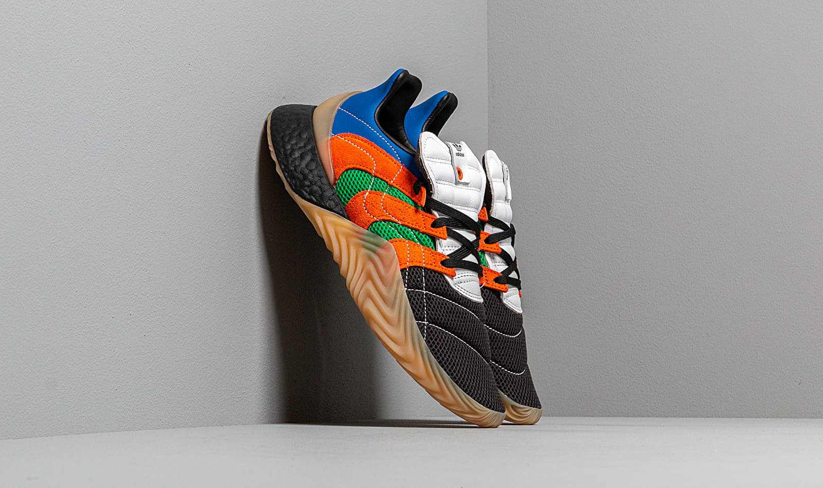 adidas Consortium x SVD Sobakov BOOST Ftwr White/ Power Blue/ Green G26281