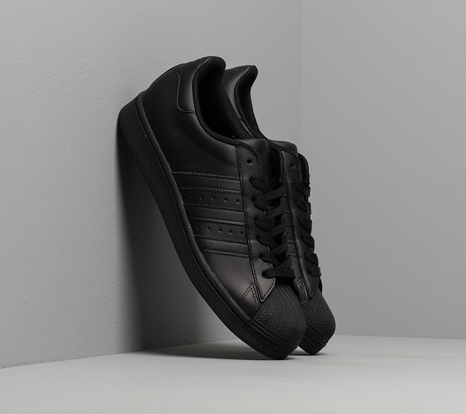 adidas Superstar Core Black/ Core Black/ Core Black EG4957