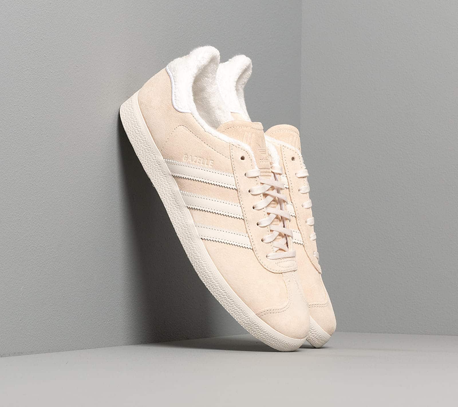 adidas Gazelle Ecru Tint/ Core White/ Ftw White EE5501