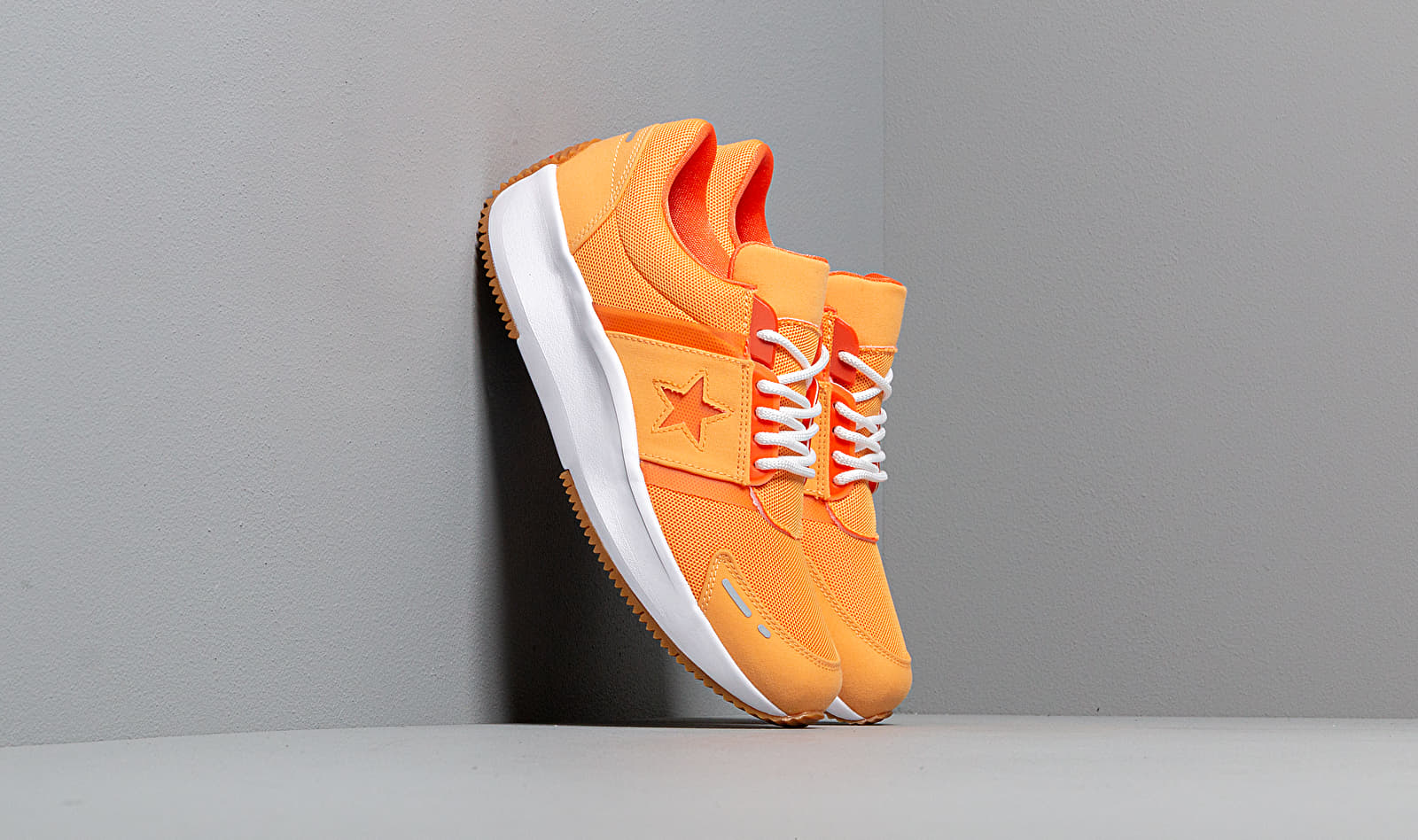 Converse Run Star Melon Baller/ Turf Orange/ White 164290C