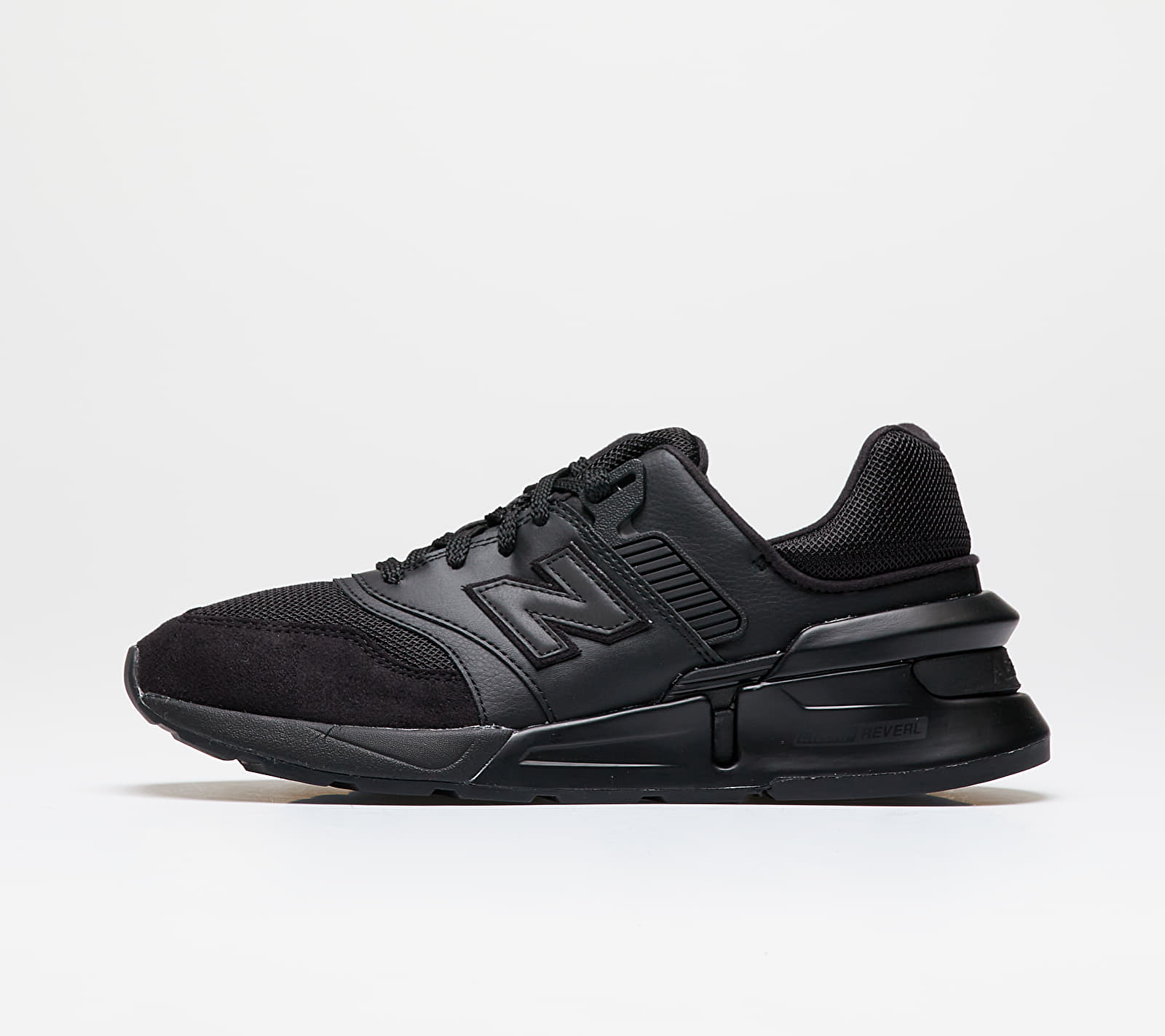 New Balance 997 Black MS997LOP