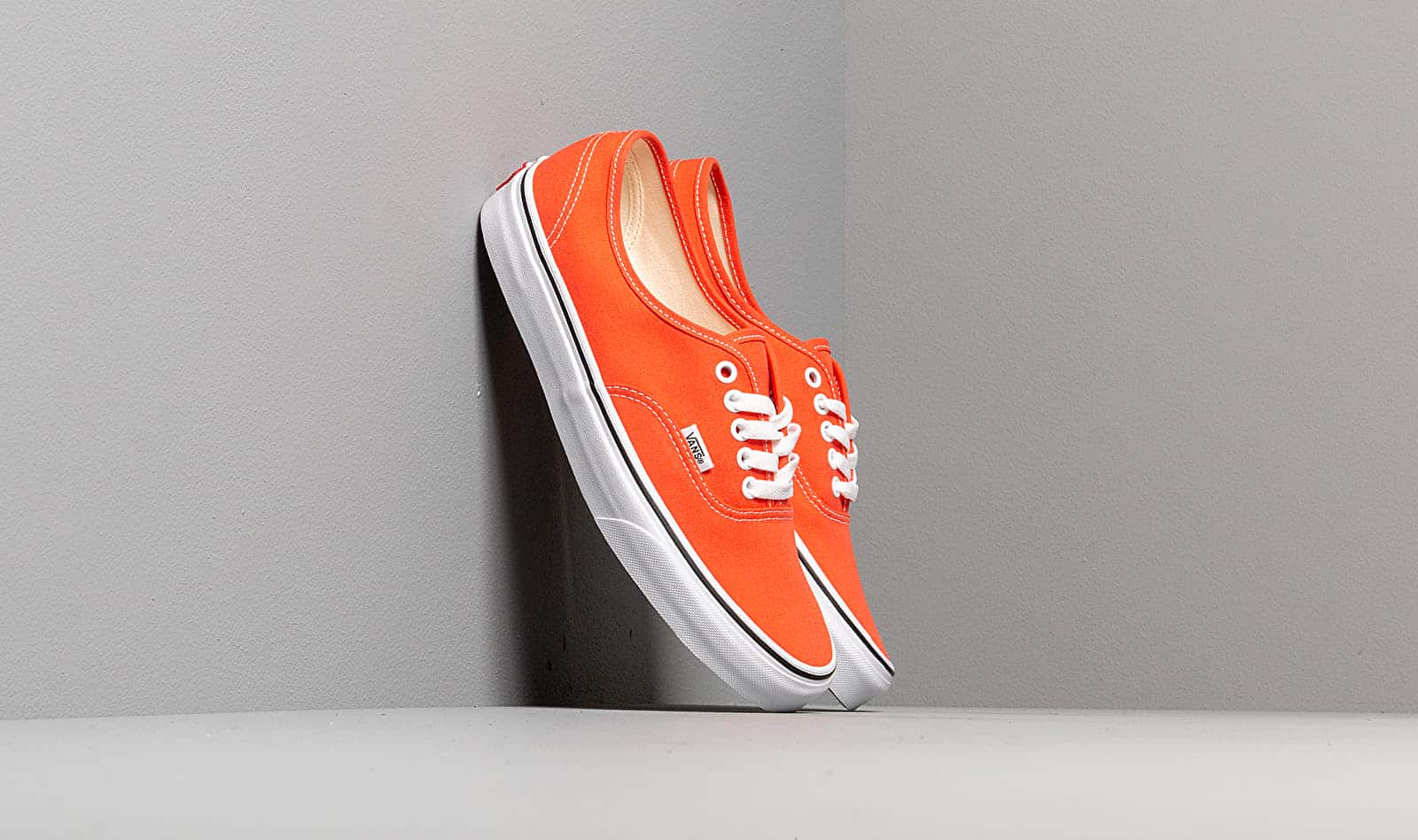 Vans Authentic Emberglow/ True White VN0A38EMVKR1
