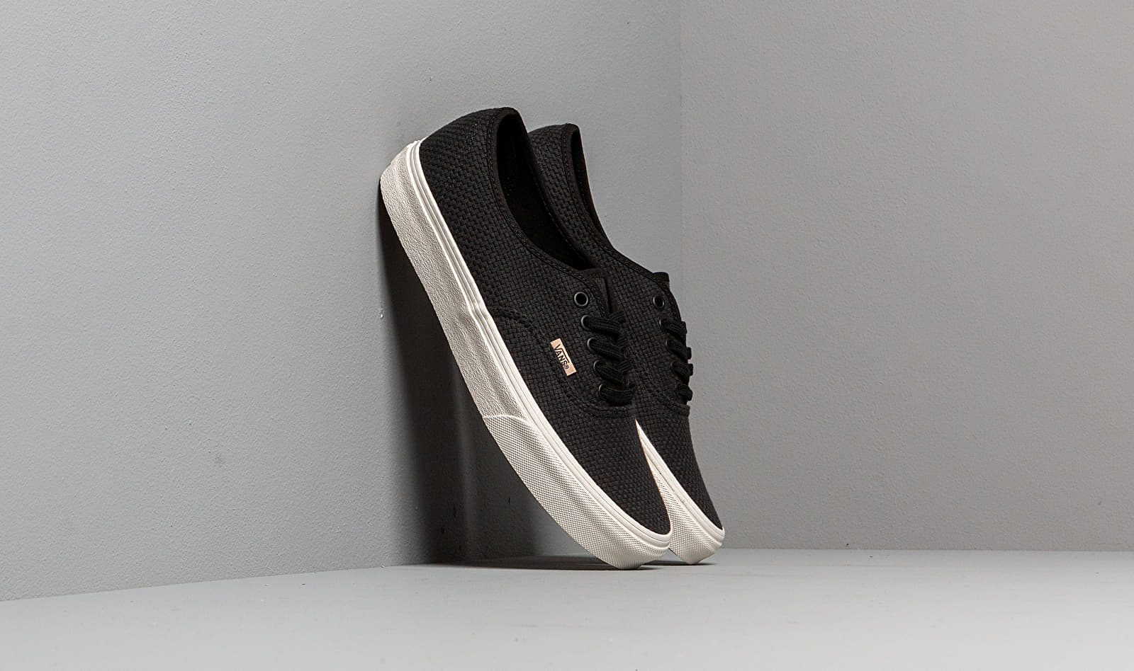 Vans Authentic (Woven Check) Black/ Snow VN0A38EMVKO1