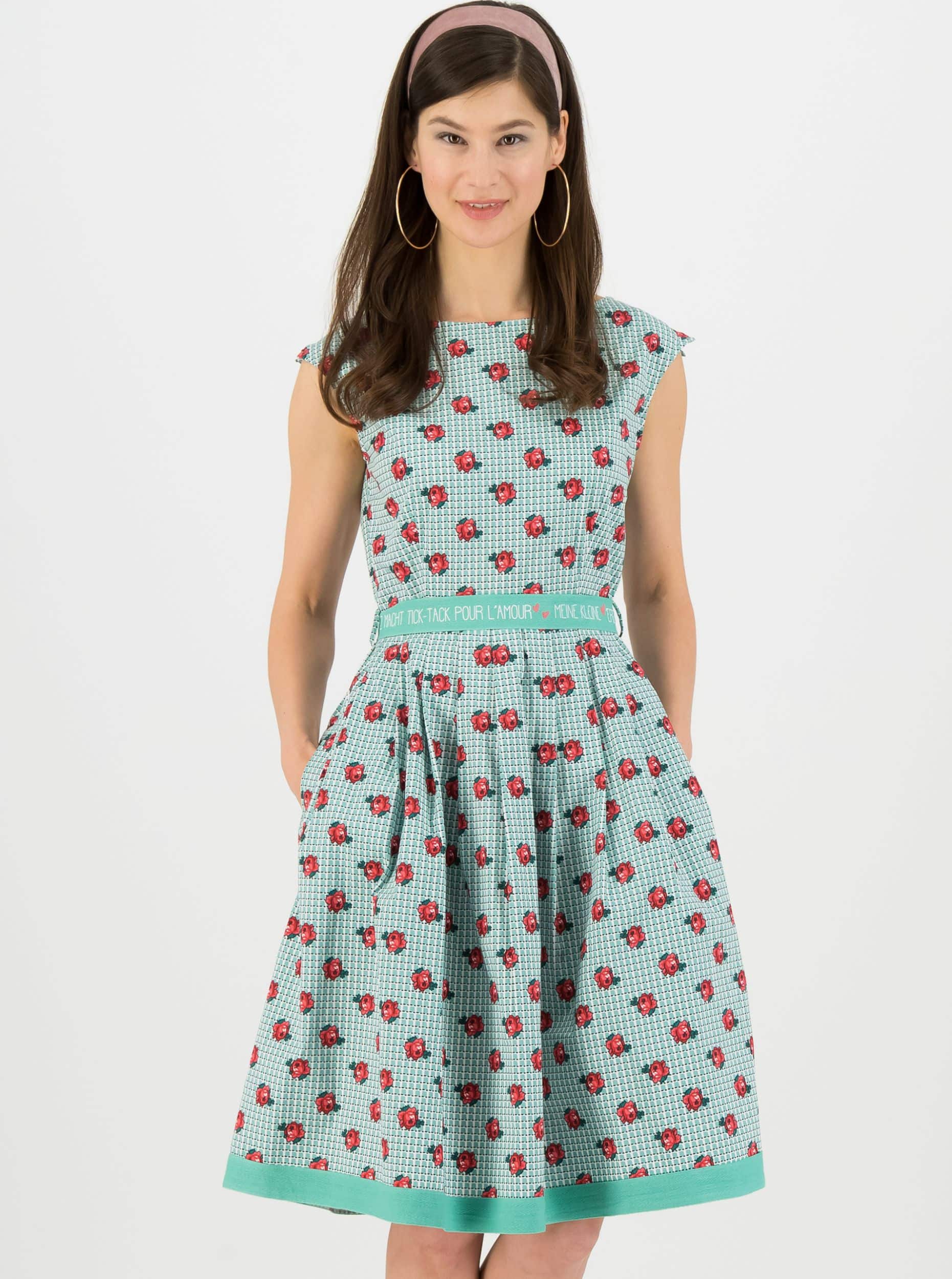 Blutsgeschwister zelenkavé šaty Tres Chic Chansonette