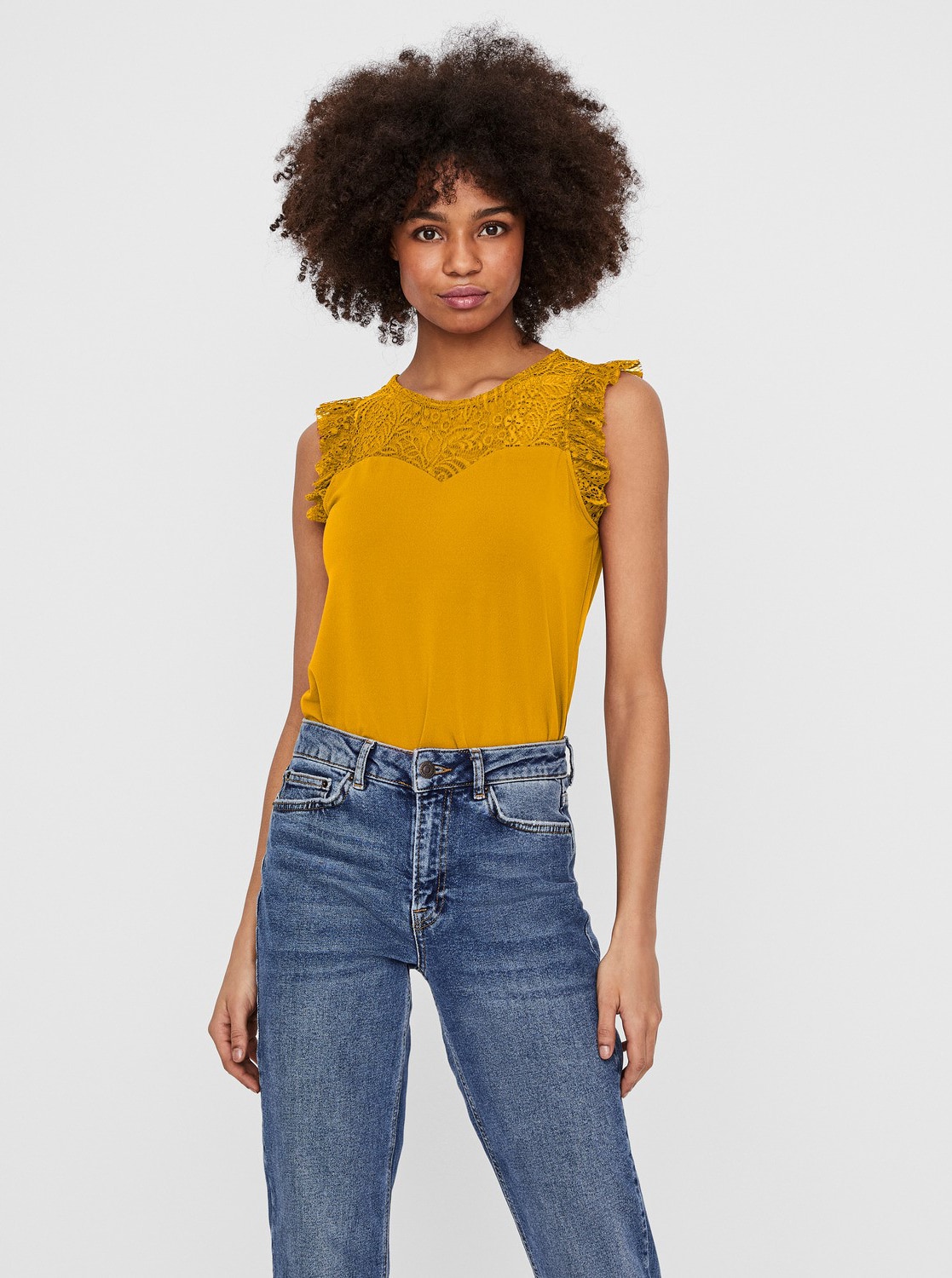 Vero Moda hořčicový top s krajkou