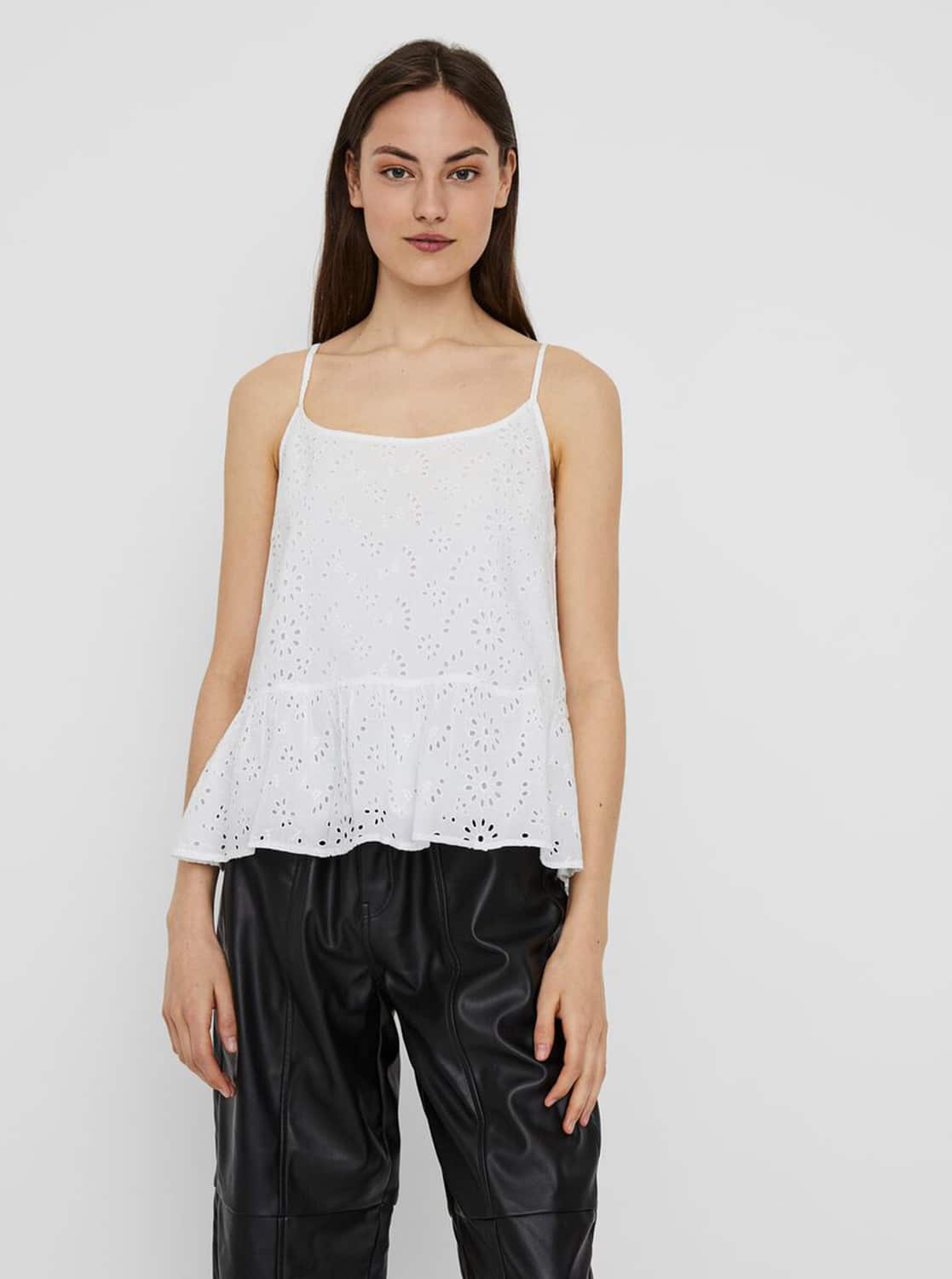 Bílý top s madeirou Noisy May