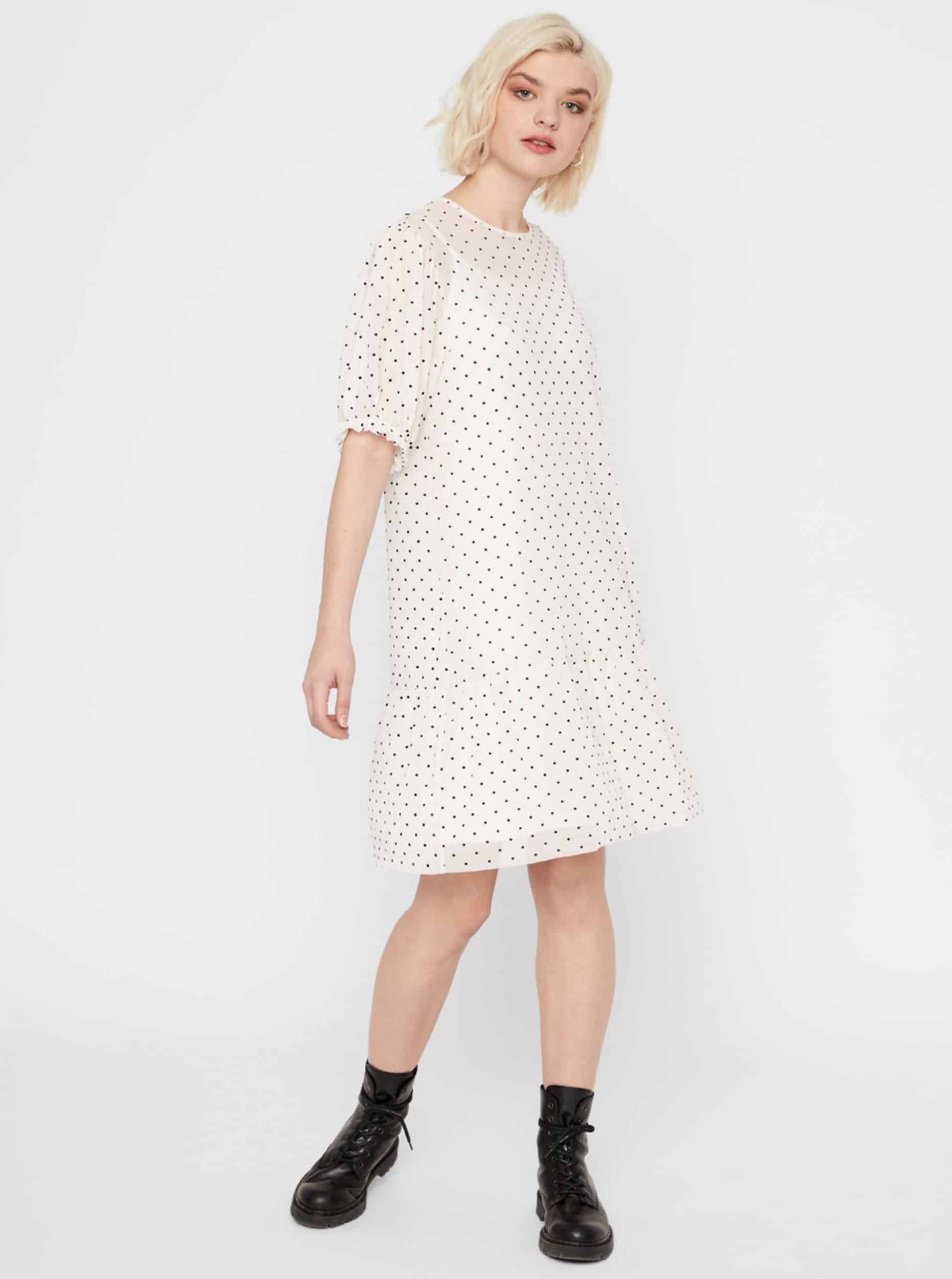 Bílé puntíkované šaty Noisy May June