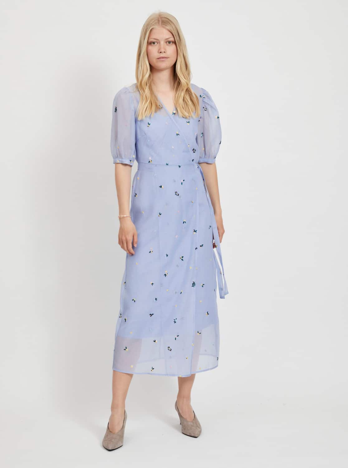 Modré vzorované midišaty VILA