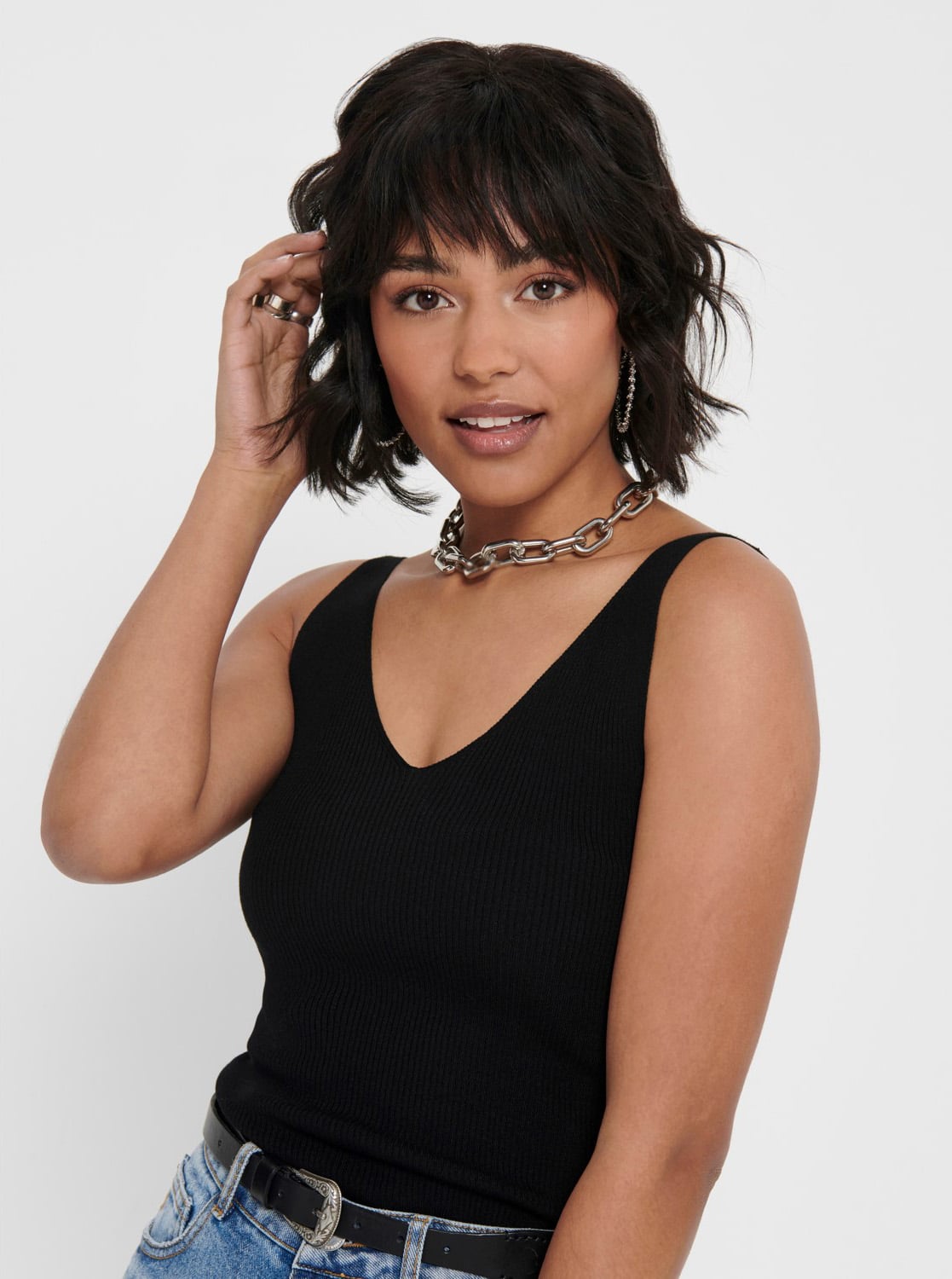 Černé žebrované tílko Jacqueline de Yong Nanna