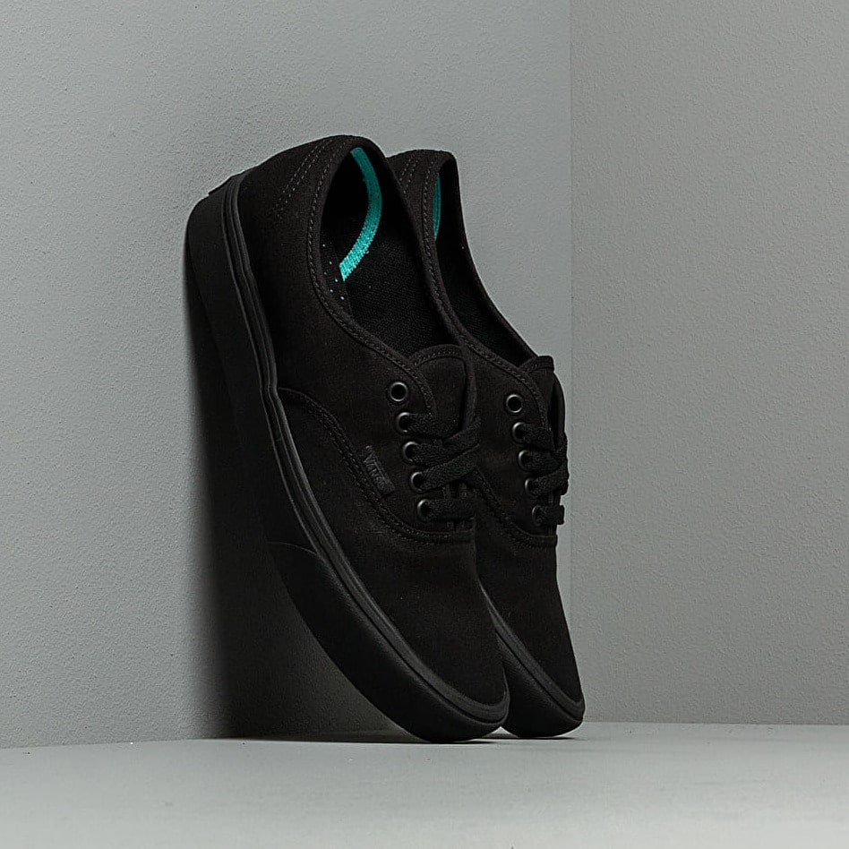 Vans ComfyCush Authentic (Classic) Black/ Black VN0A3WM7VND1