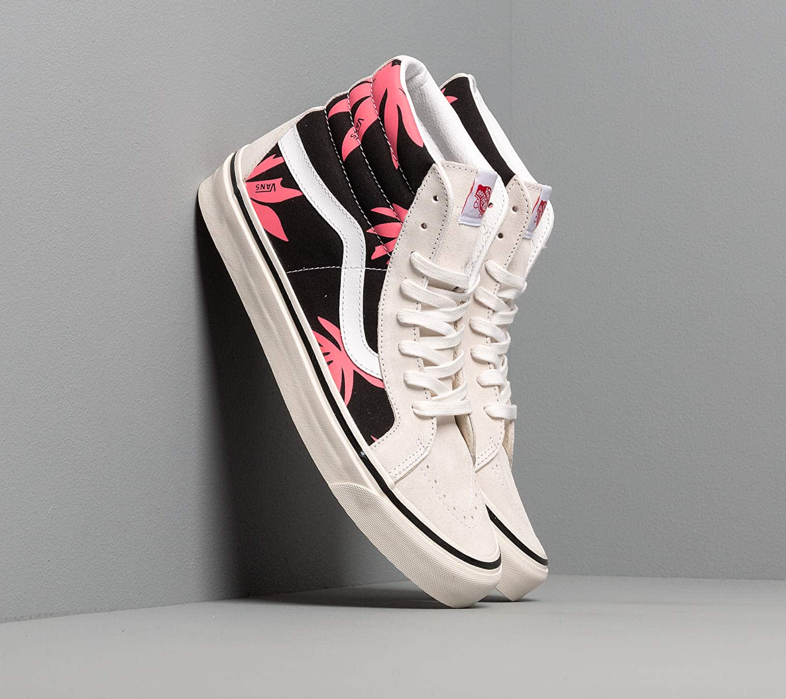 Vans Sk8-Hi 38 Dx (Anaheim Factory) Beige/ Black/ Red Leaves VN0A38GFXKJ1