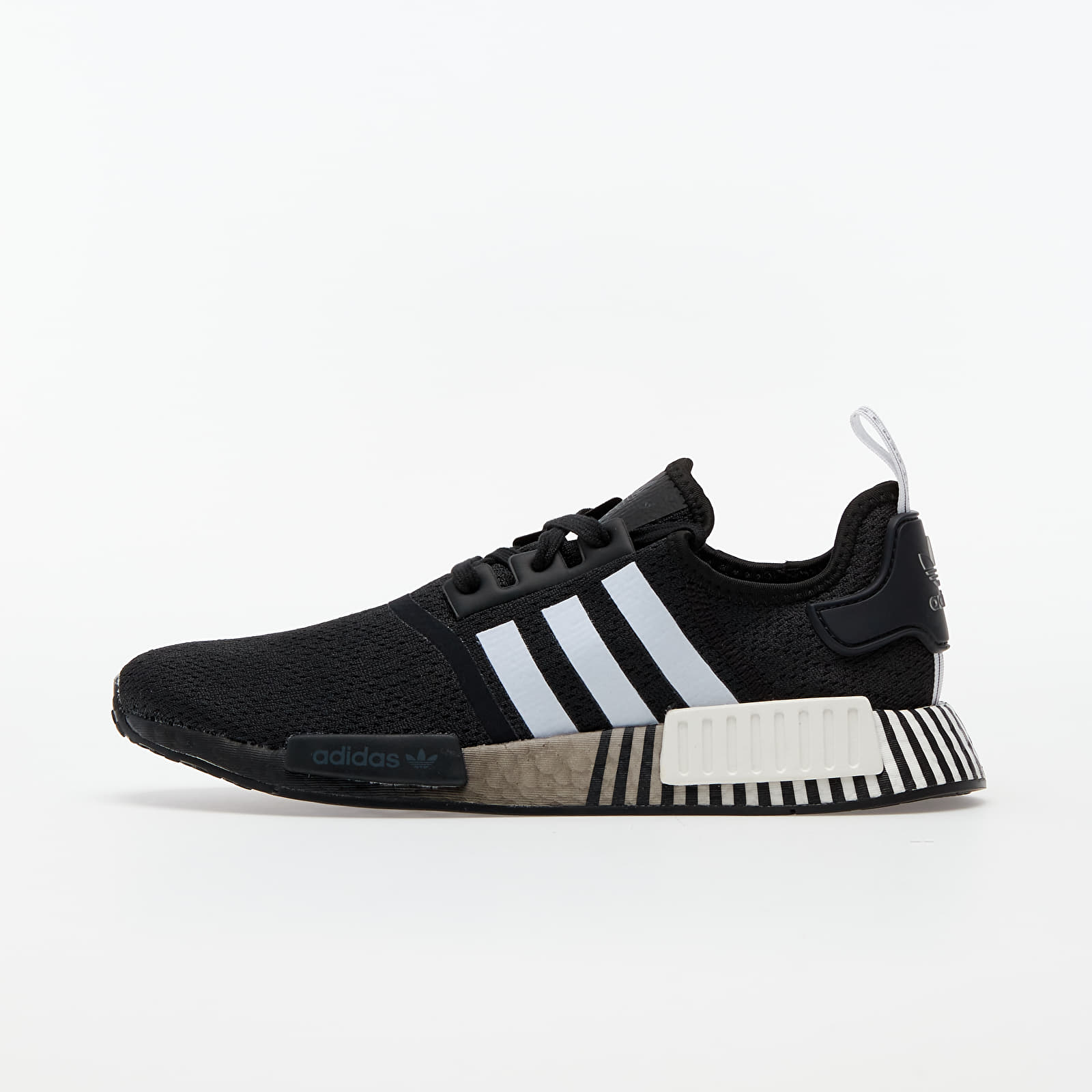 adidas NMD_R1 Core Black/ Ftw White/ Core Black FV3649