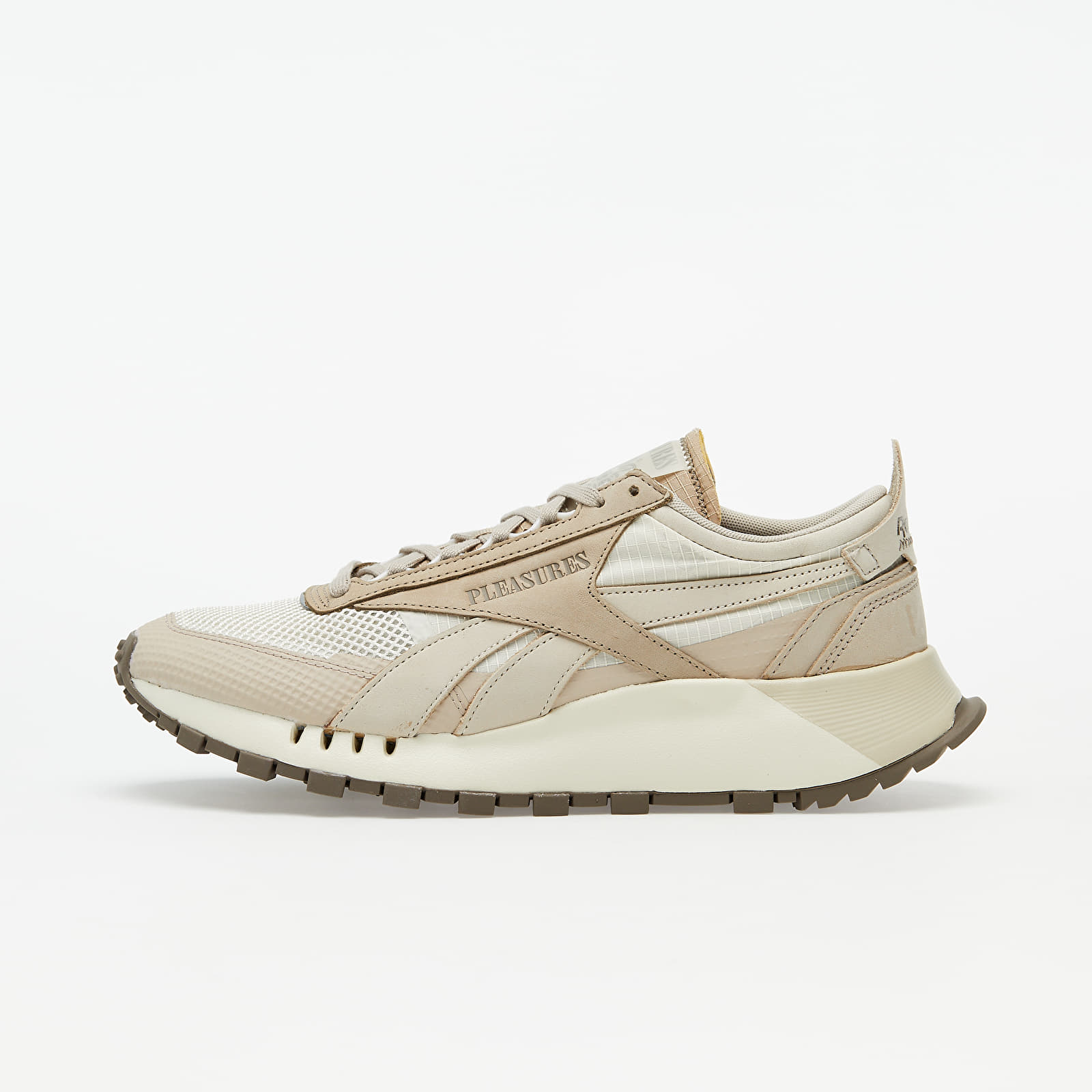 Reebok x Pleasures Classic Legacy Alabaster/ Modern Beige/ Stucco H68666