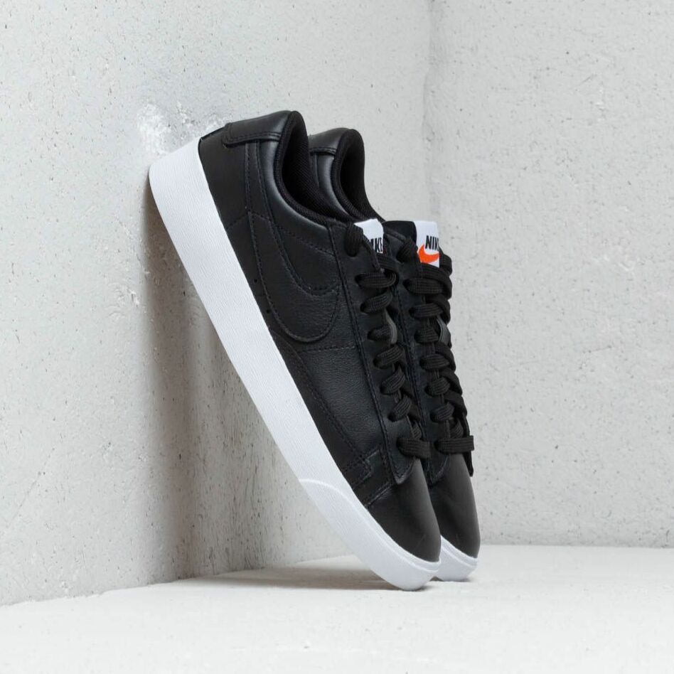 Nike W Blazer Low Le Black/ Black-White-Gum Light Brown AV9370-001