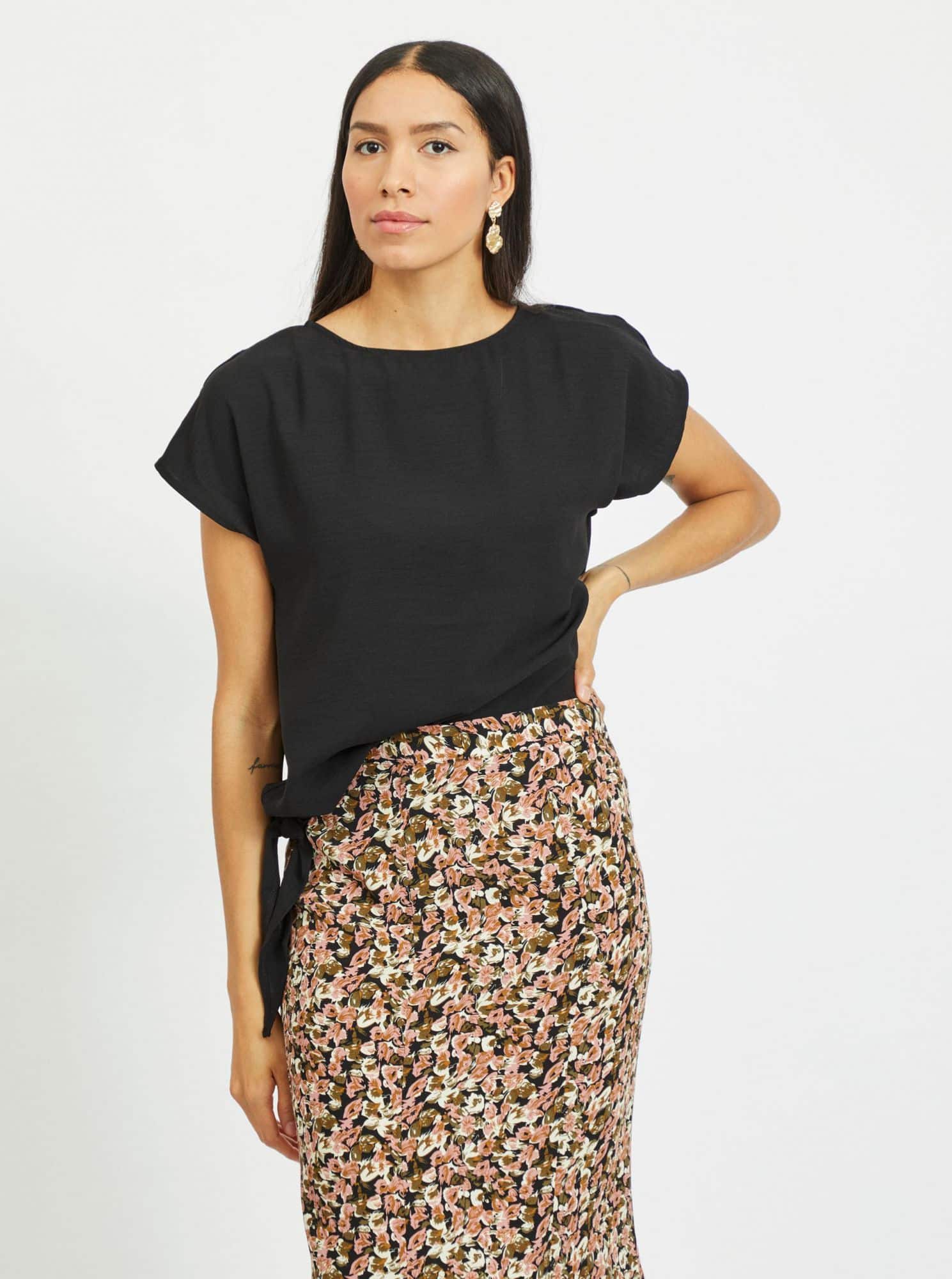 Vila černá dámská halenka Surasha