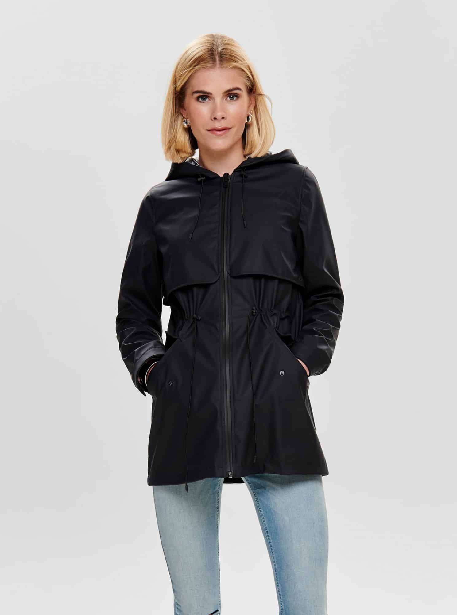 Only tmavě modrá voděodolná bunda