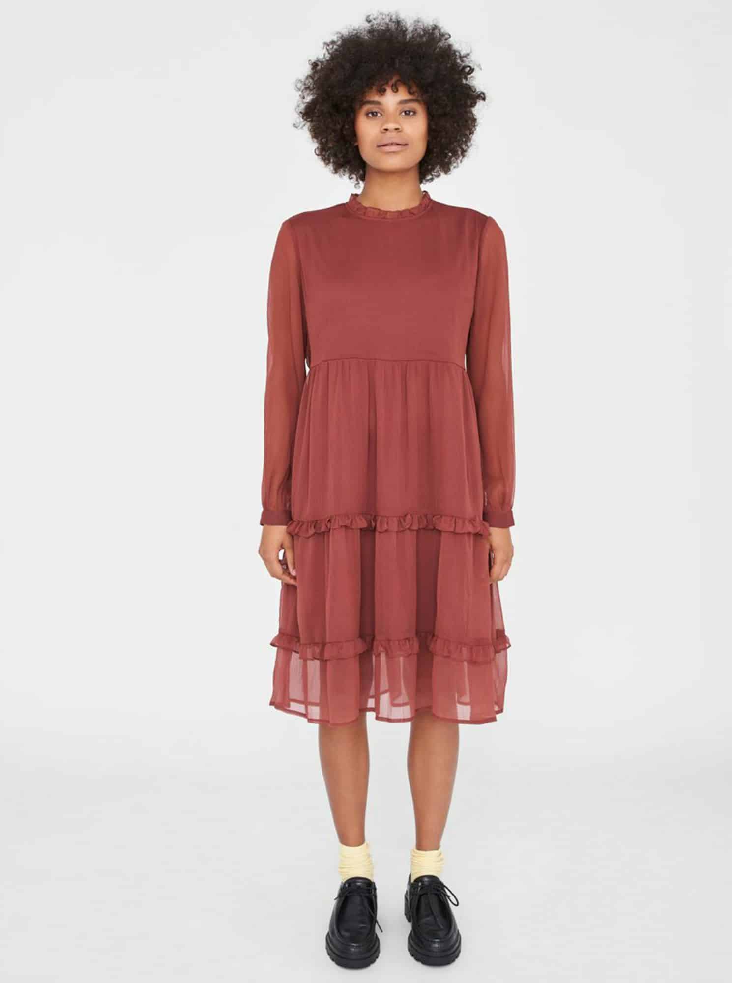 Noisy May hnědé šaty Ena