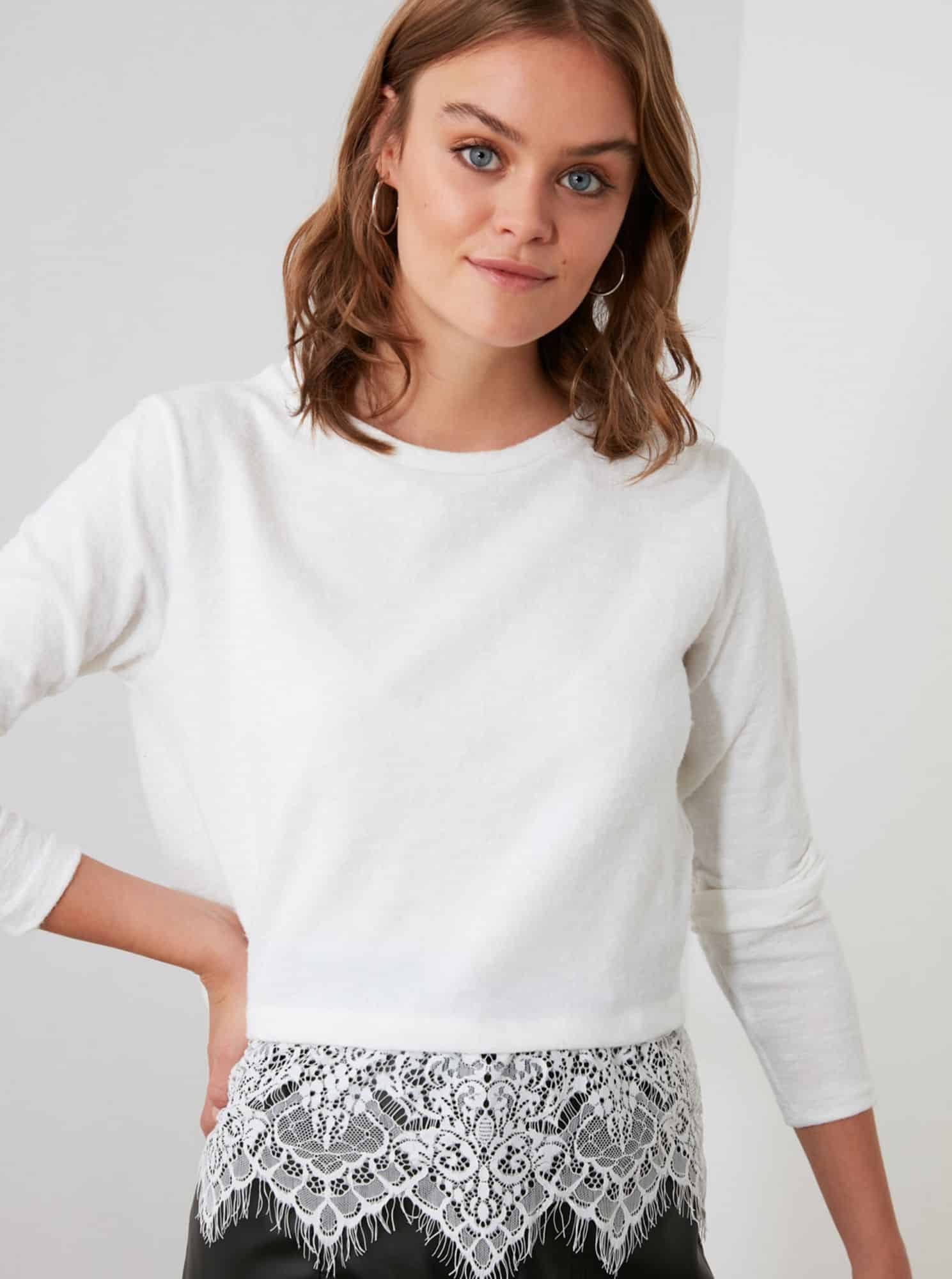 Trendyol bílé dámské tričko