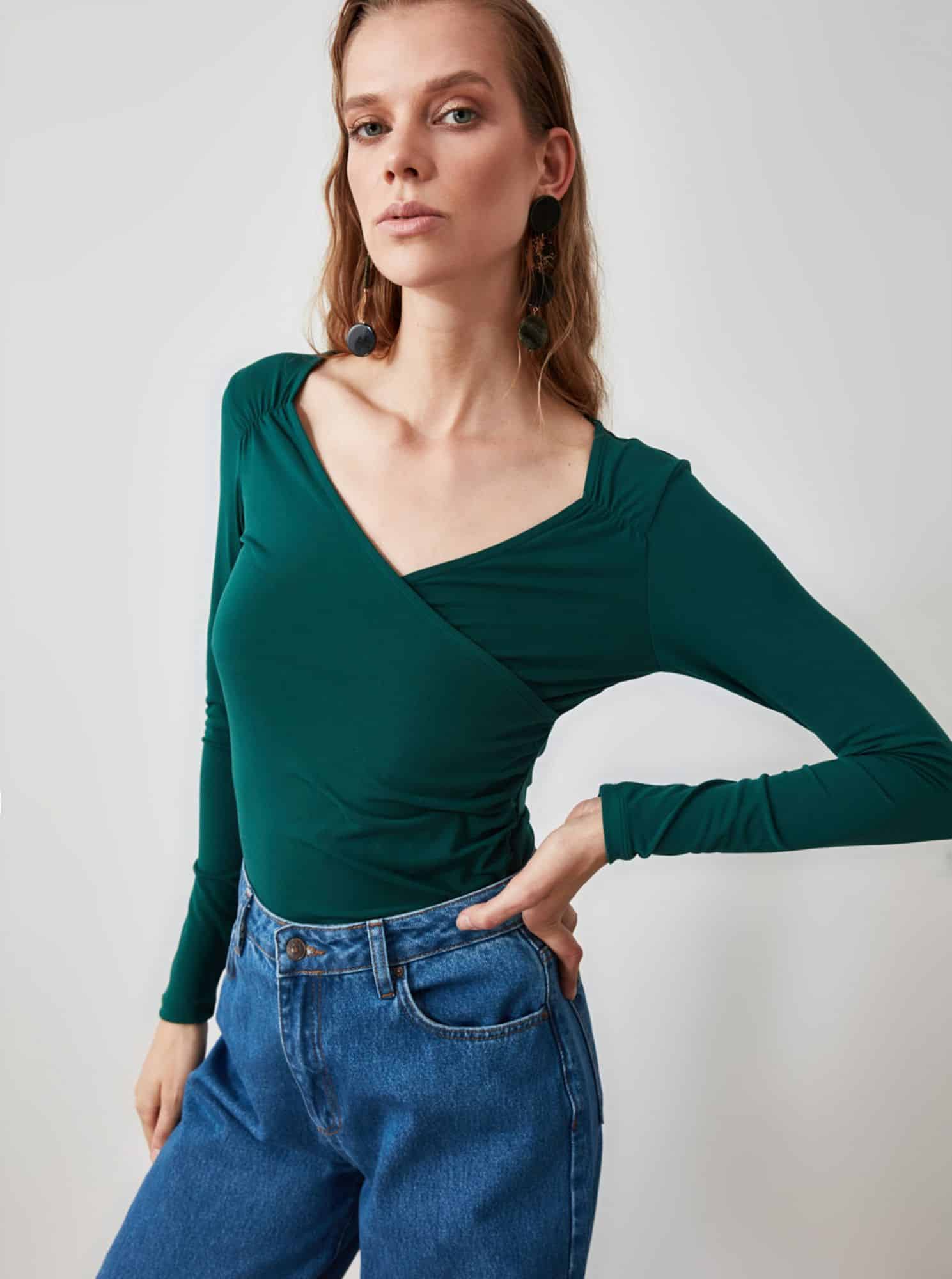 Trendyol tmavě zelené dámské tričko