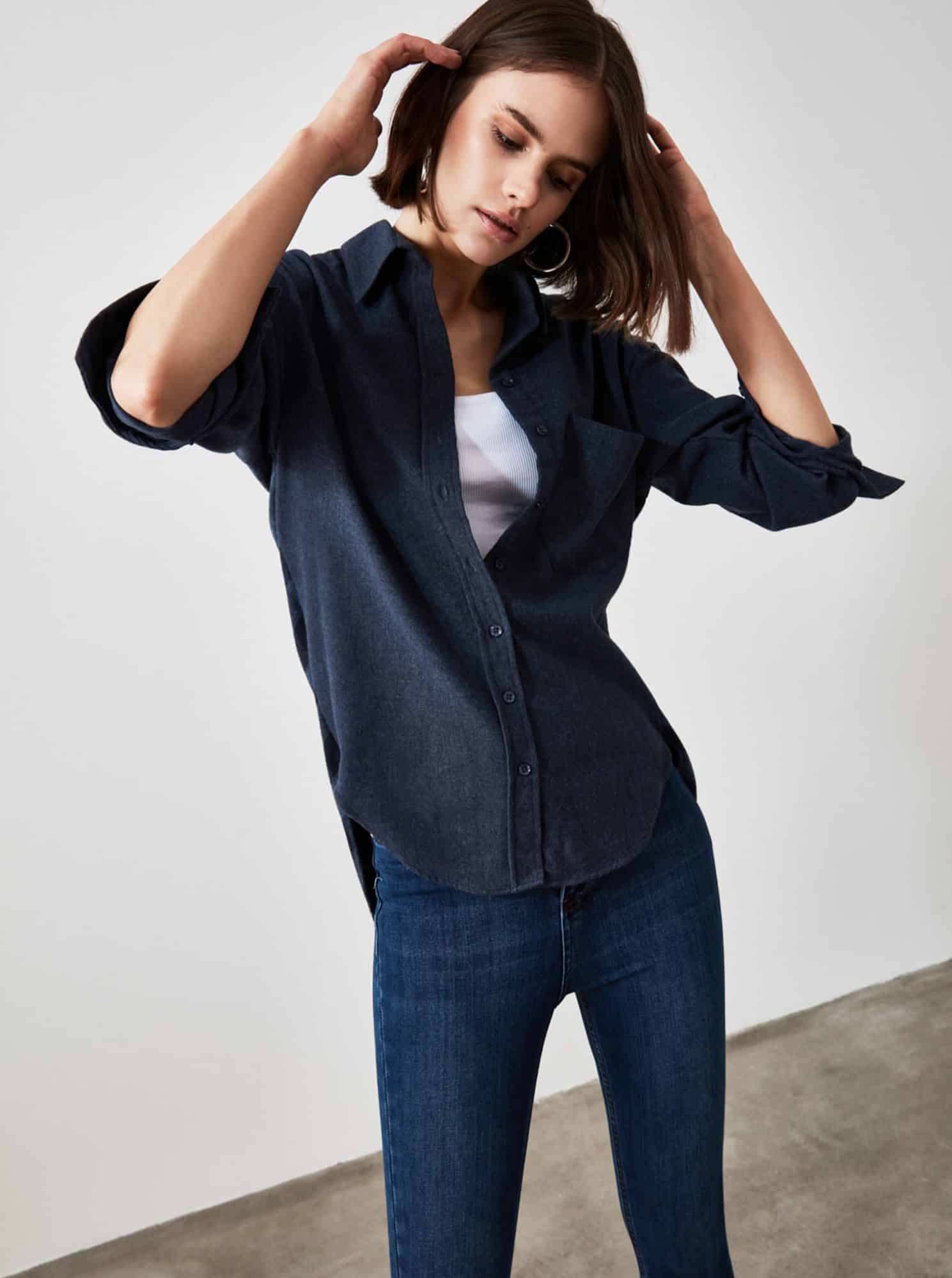 Trendyol tmavě modrá košile